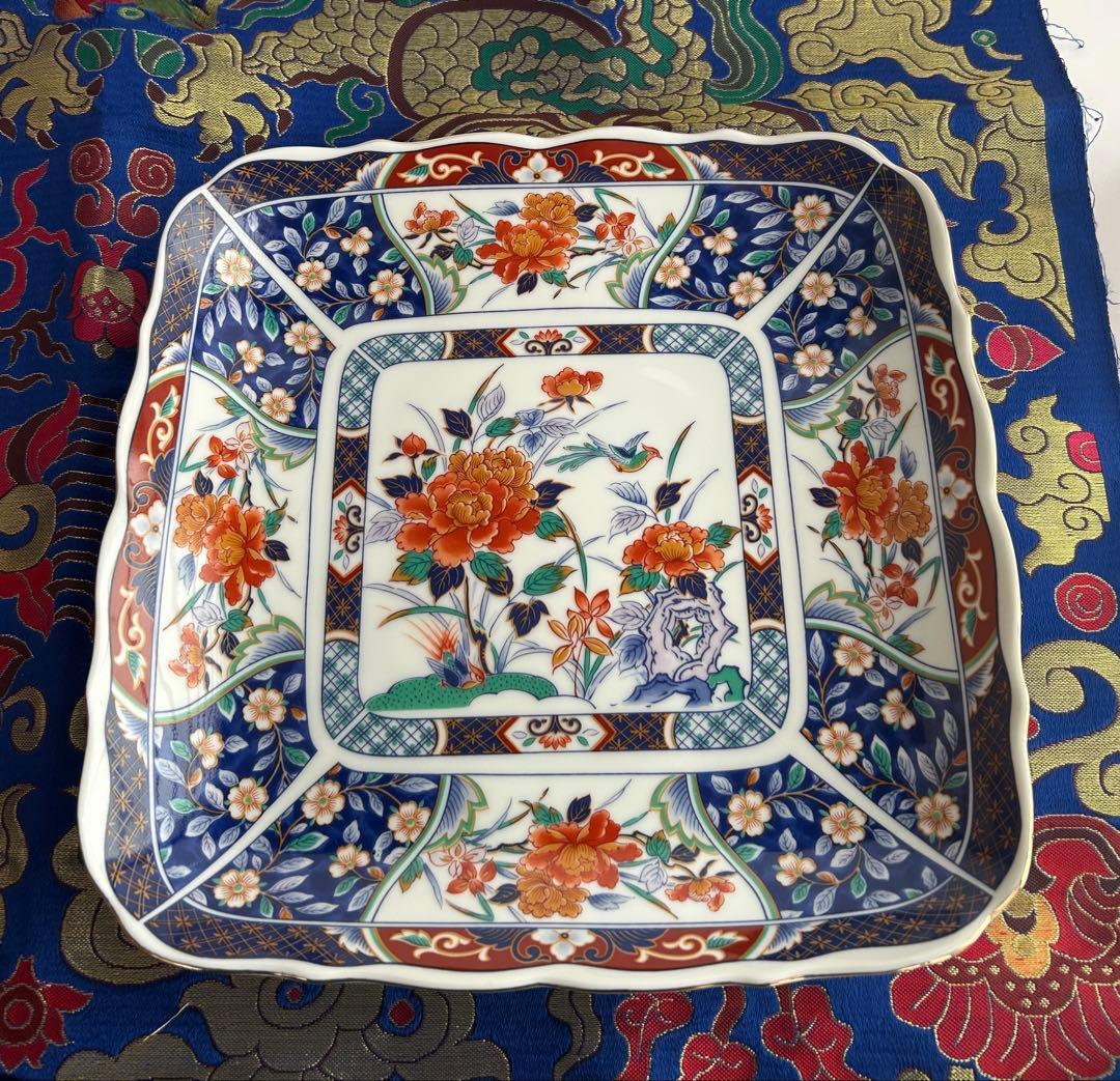 有田焼 丸喜陶苑 古伊万里 岩牡丹 高台皿 正方皿 飾り皿 盛皿 大皿 美