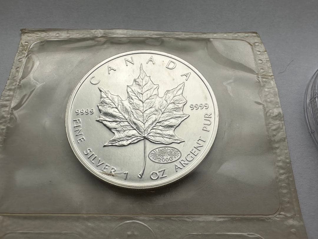 純銀 カナダ銀貨 ユニオン諸島銀貨 1OZ9999純銀 1986年中国虎銀貨3枚
