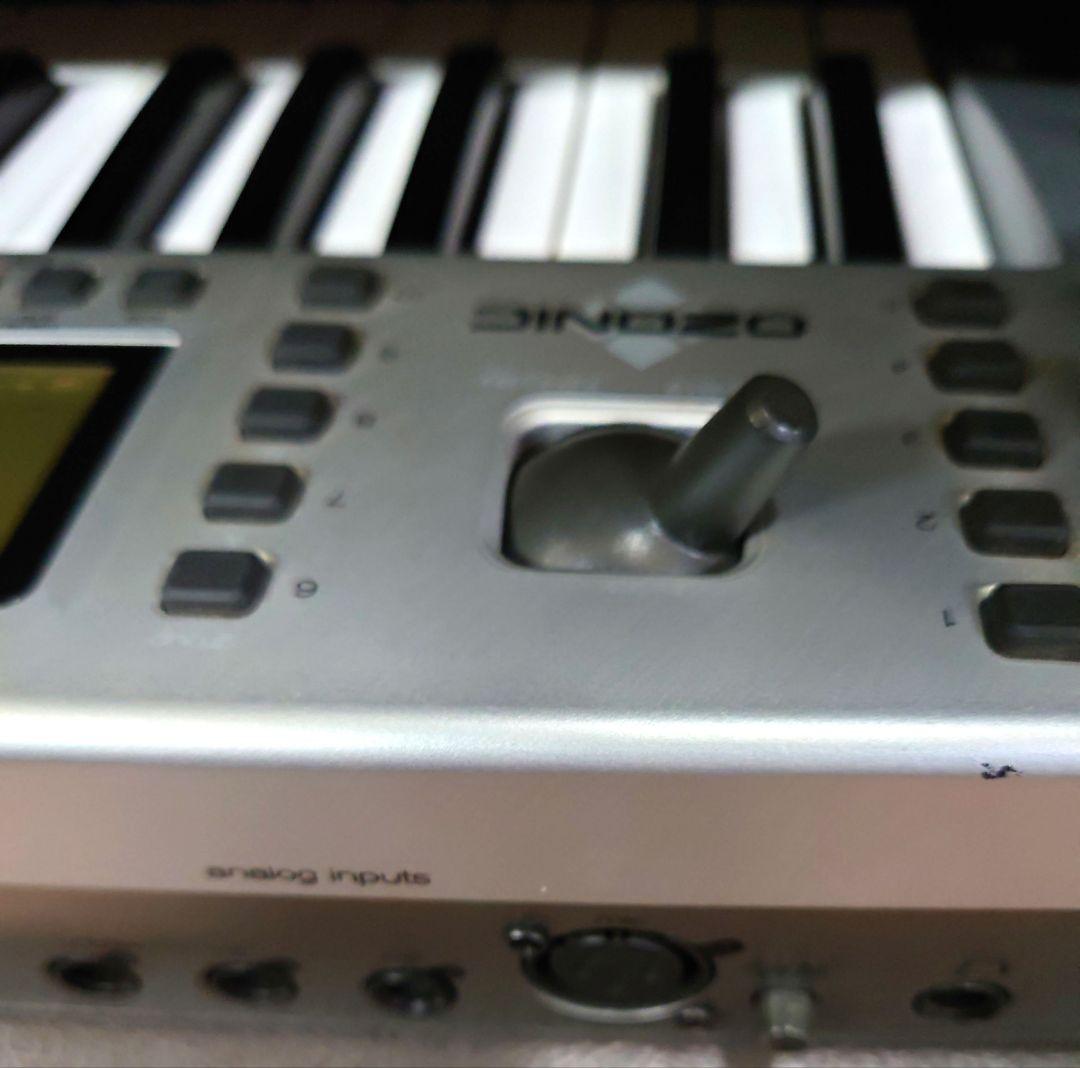 □M-Audio Ozonic MIDIキーボード - メルカリ