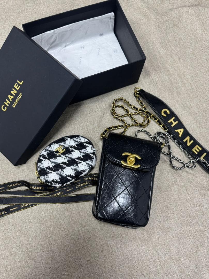 VIP限定✨ノベルティ✨非売品ノベルティ スマホポーチ＆ミニバッグ BOX