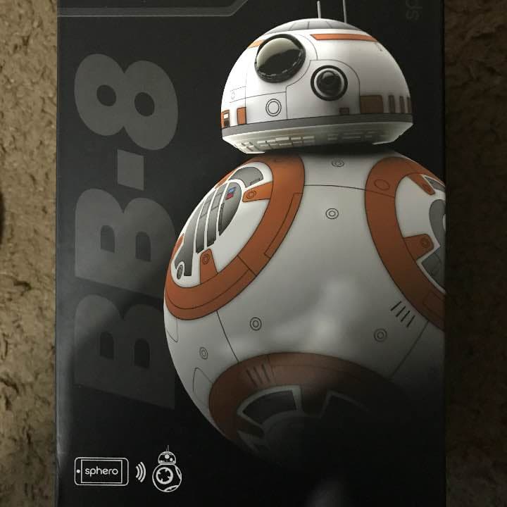 BB-8  ケータイのアプリ連動で操作！ スター・ウォーズの新ロボット「BB-8」がスマホで操作できるおもちゃに