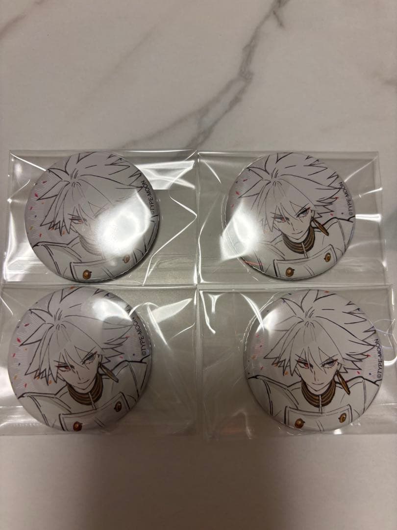 ワダアルコ展 カルナ 缶バッジ - メルカリ