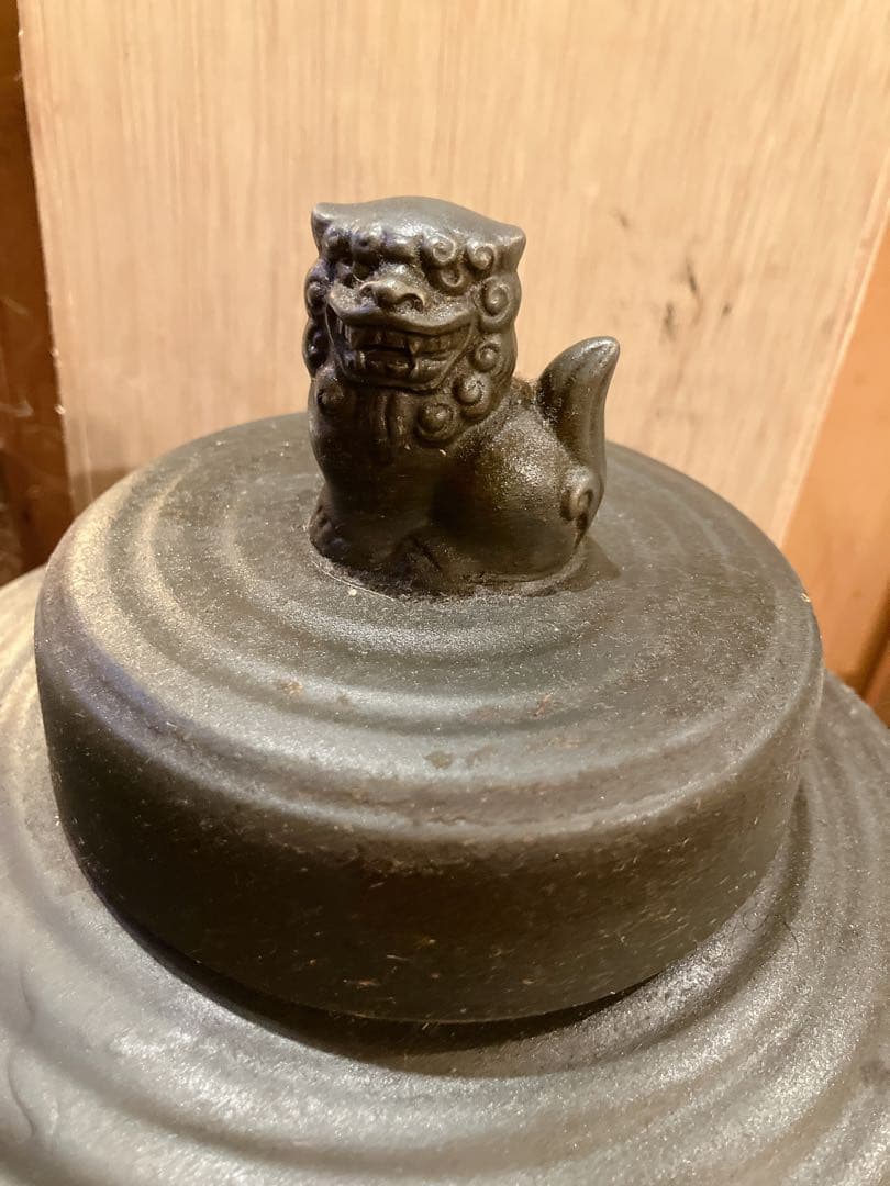 希少】瑞泉 ZUISEN 琉球泡盛 佐久本之酒 陶器甕 シーサー付き 注ぎ口