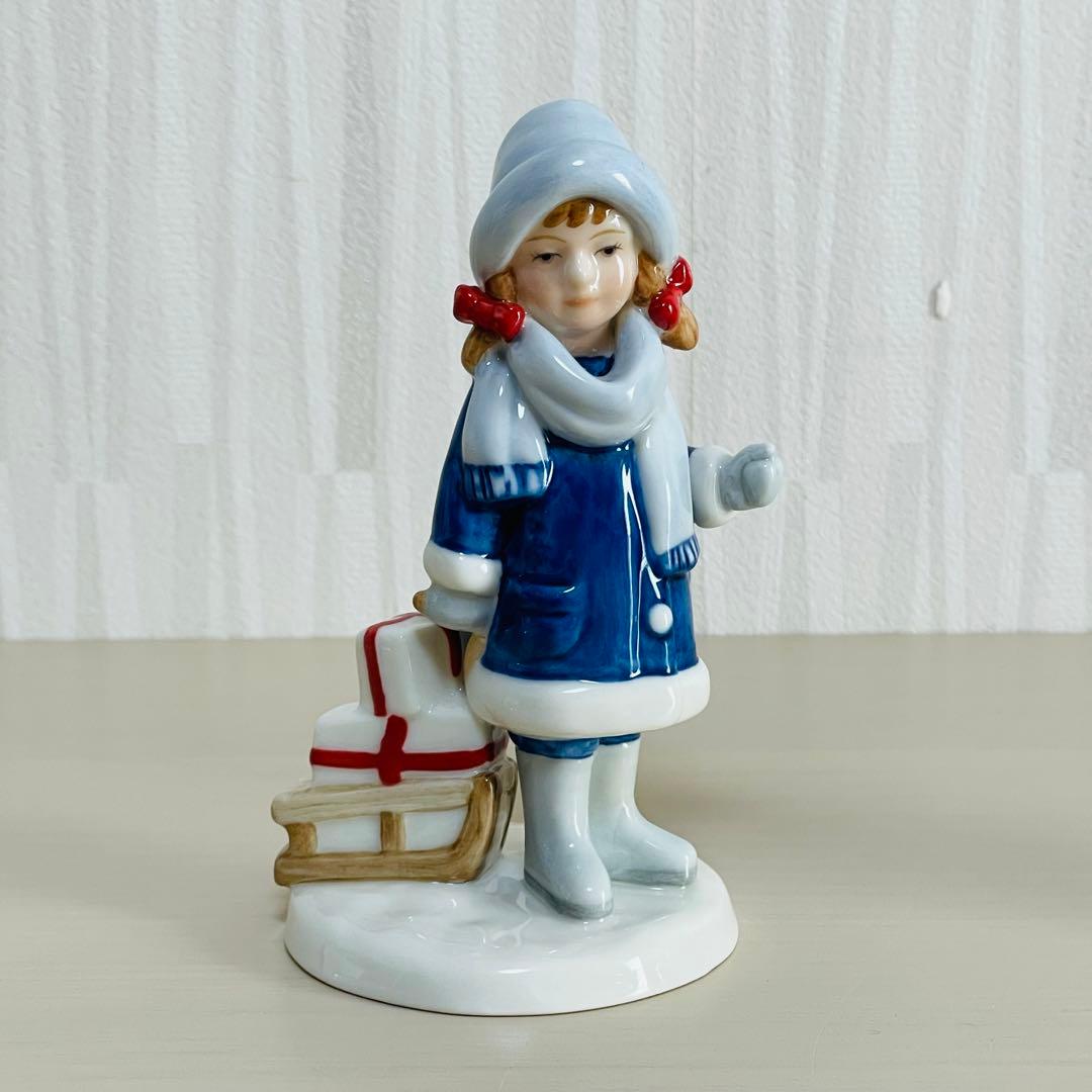 ロイヤルコペンハーゲン 2003年 フィギュリン 少年と犬 少女とそり