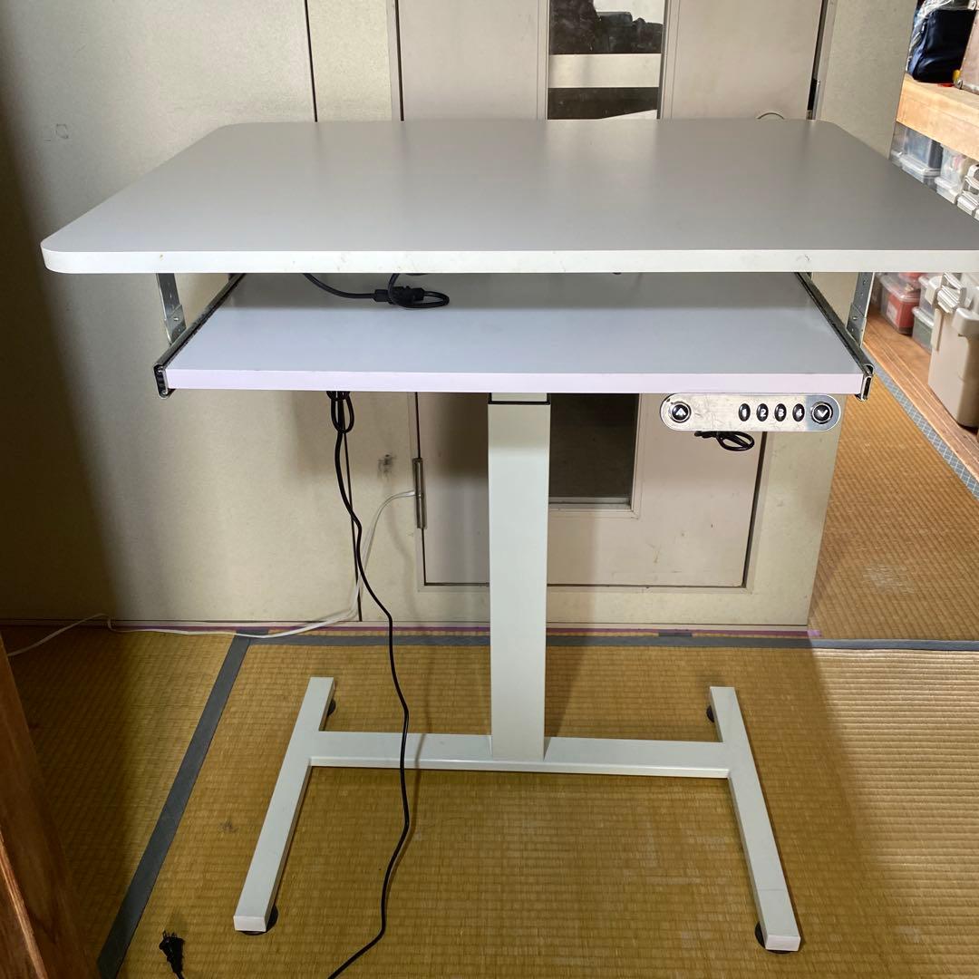 BilBil デスク 電動式 テーブル パソコンラック 電動昇降式机 ホワイト Amazon | BilBil 昇降式デスク パソコンラック 電動昇降式 机 140×60CM