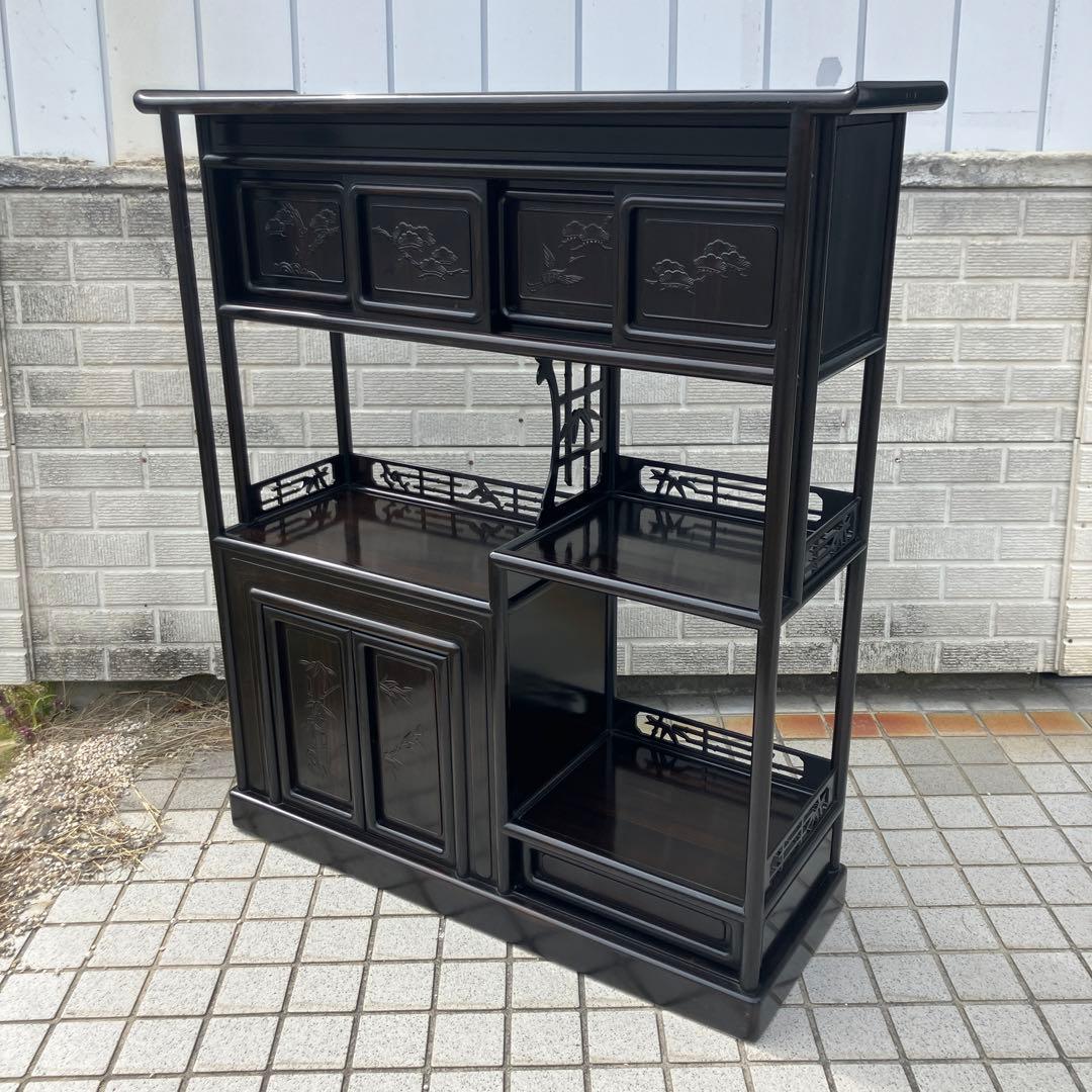 唐木家具 紫檀 茶箪笥 飾り棚 中国骨董 李朝 唐草透彫り サイドボード 古家具 唐木家具 紫檀 茶箪笥 飾り棚 中国骨董 李朝 唐草透彫り サイドボード
