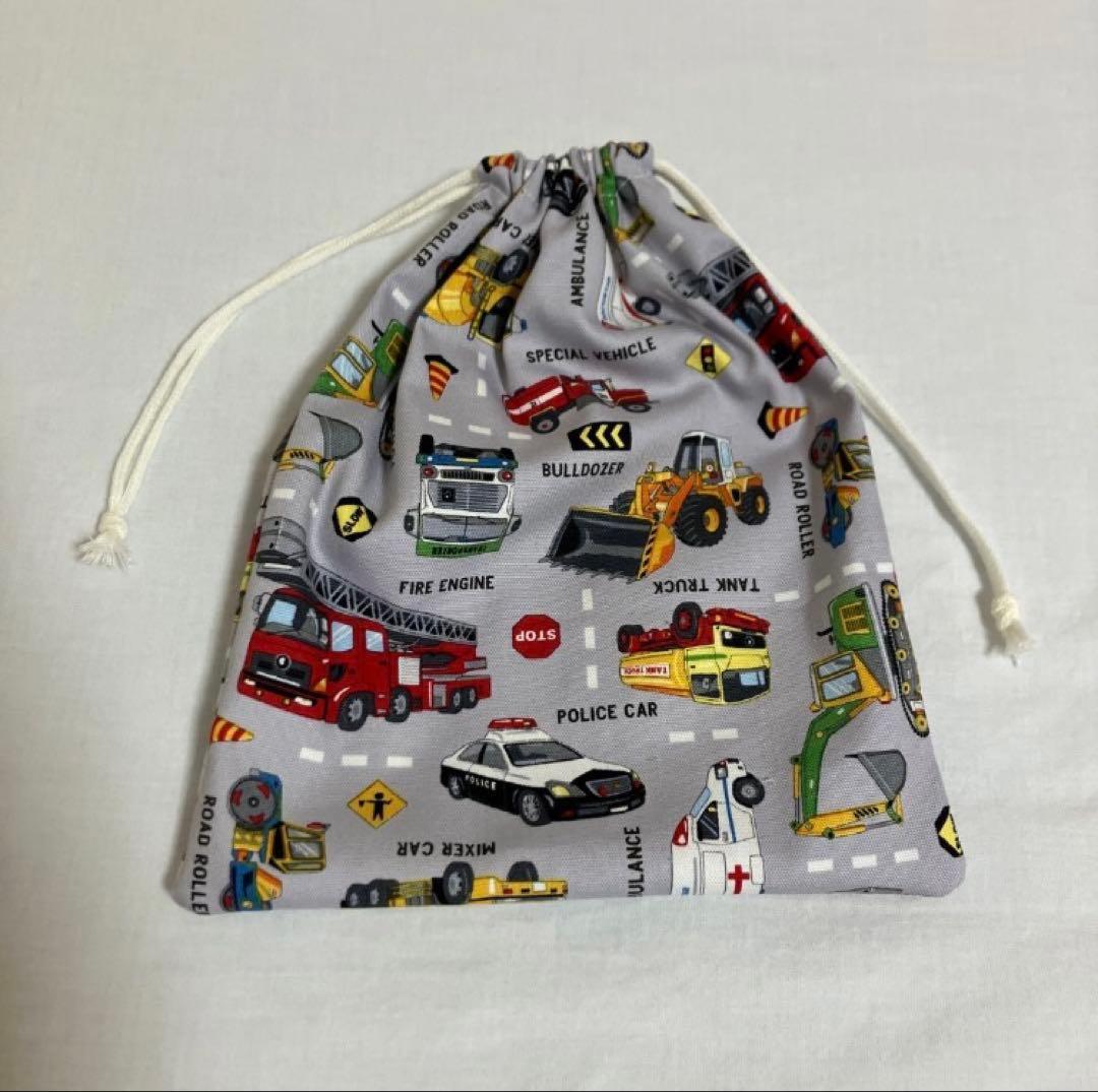 ハンドメイド 給食袋 2個セット 20×25 cm 車デザイン - メルカリ