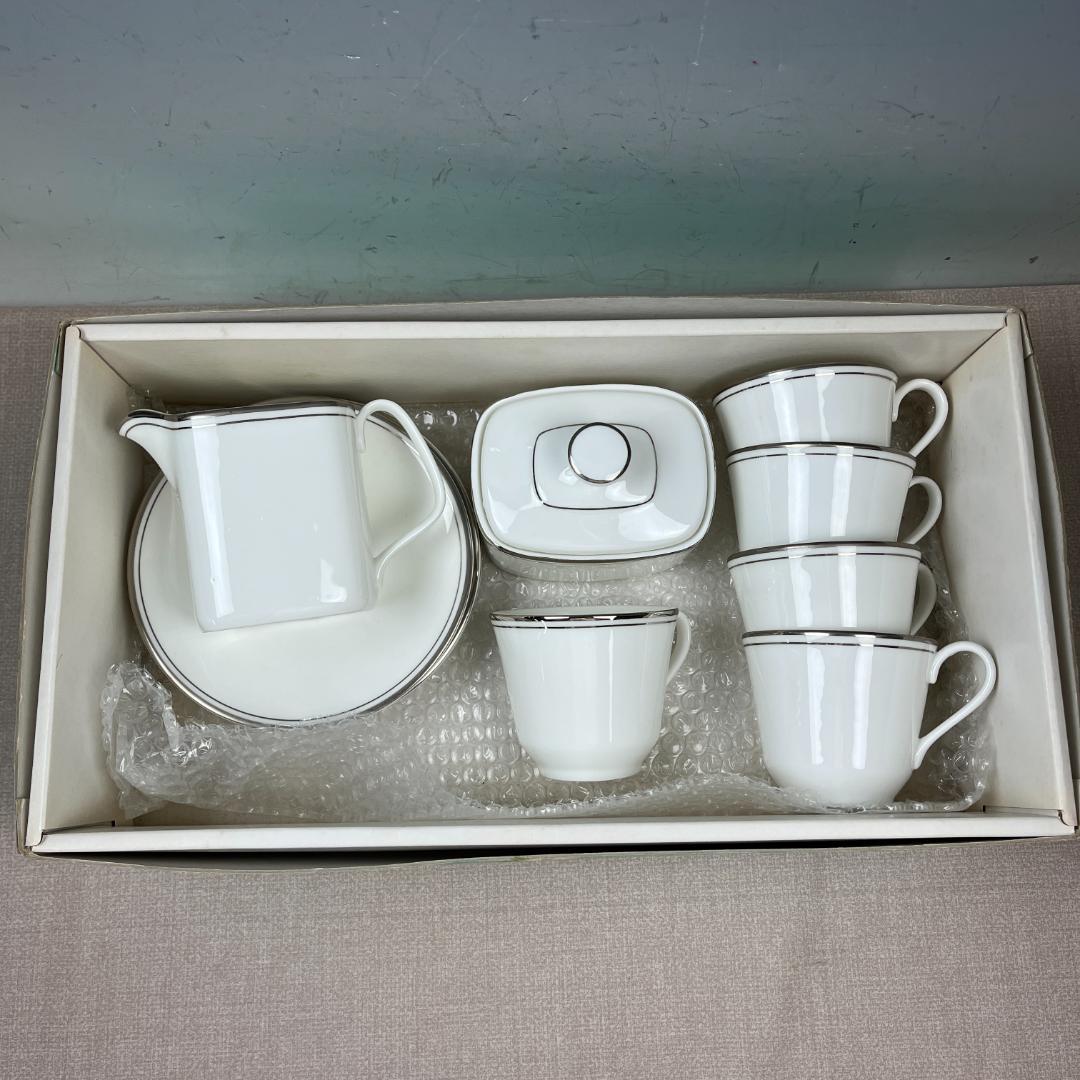 43ロイヤルドルトン Royal Dolton プラチナコンコード ティーセット