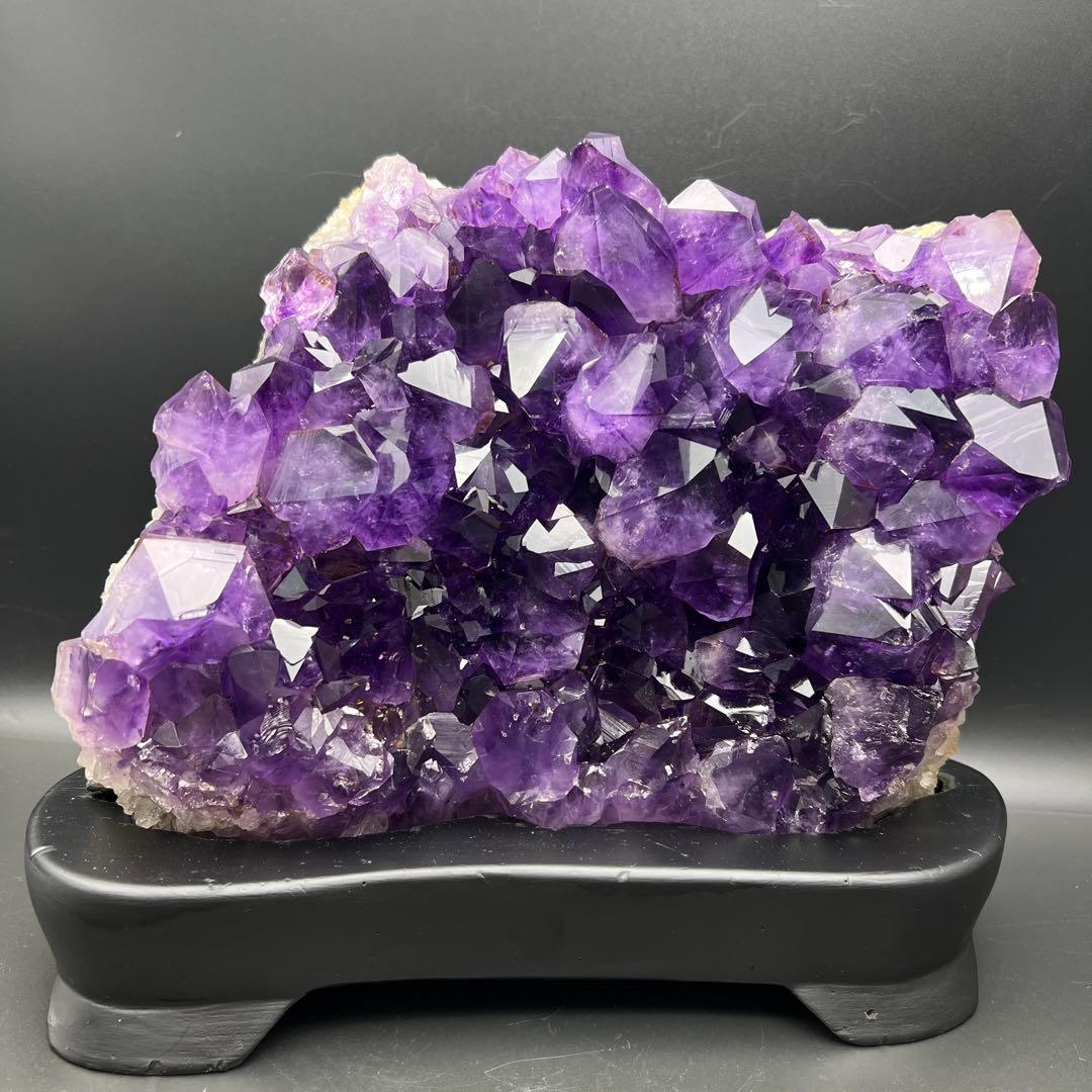 ✳️✨最高峰の濃紫ハイパワー✨極大結晶 レインボー アメジスト
