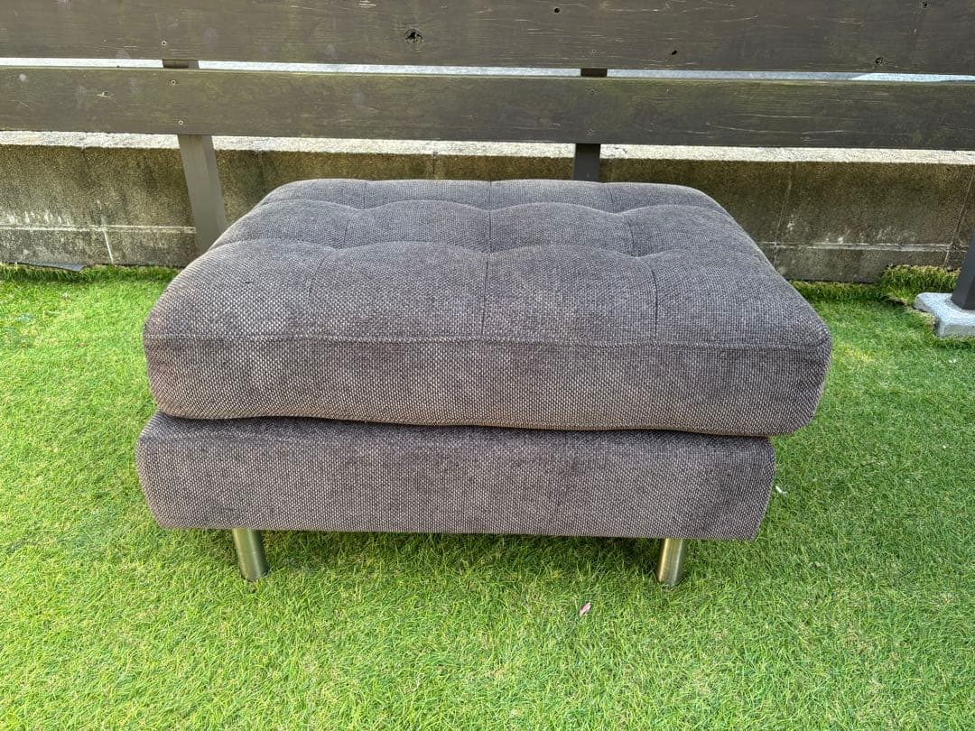 Bo Concept ボーコンセプト オットマン　グレー Taylor フットスツール | Footstool | Taylor | Henrik Pedersen