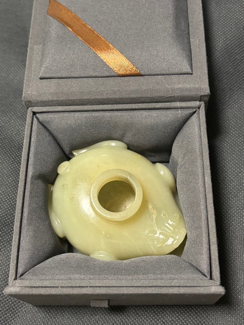 中国古美術品清の時代和田青白玉 砡水滴水盂 蘇工349g