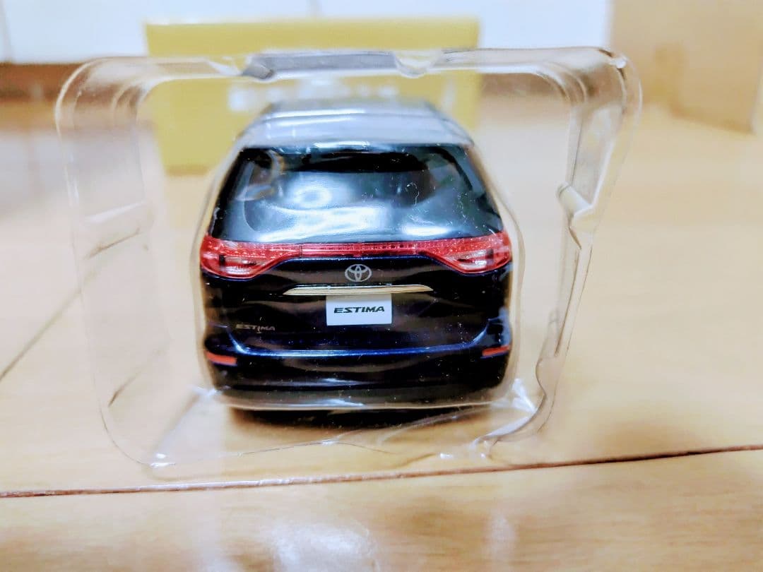 非売品【限定1000台生産】トヨタ エスティマ カラーサンプル ミニカー