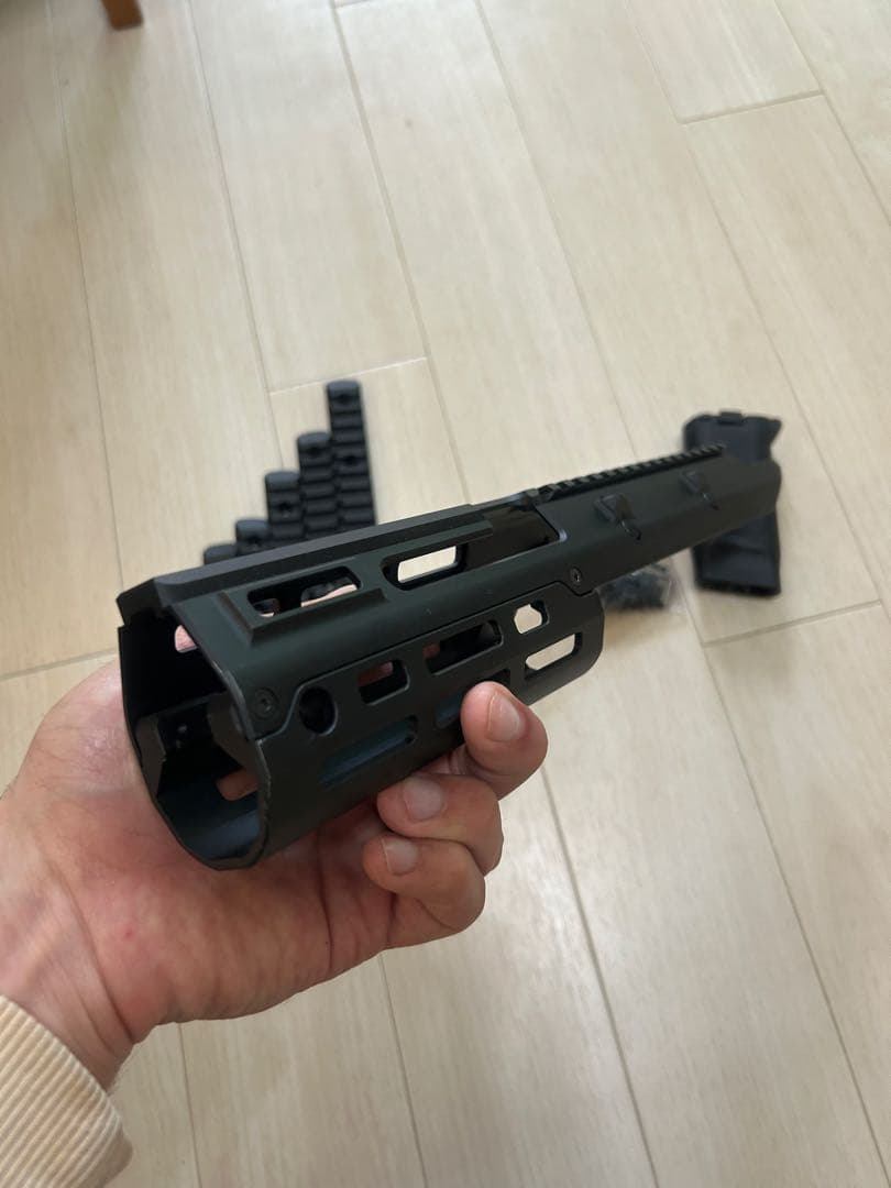 【谷口航生】次世代MP5用　ハンドガード