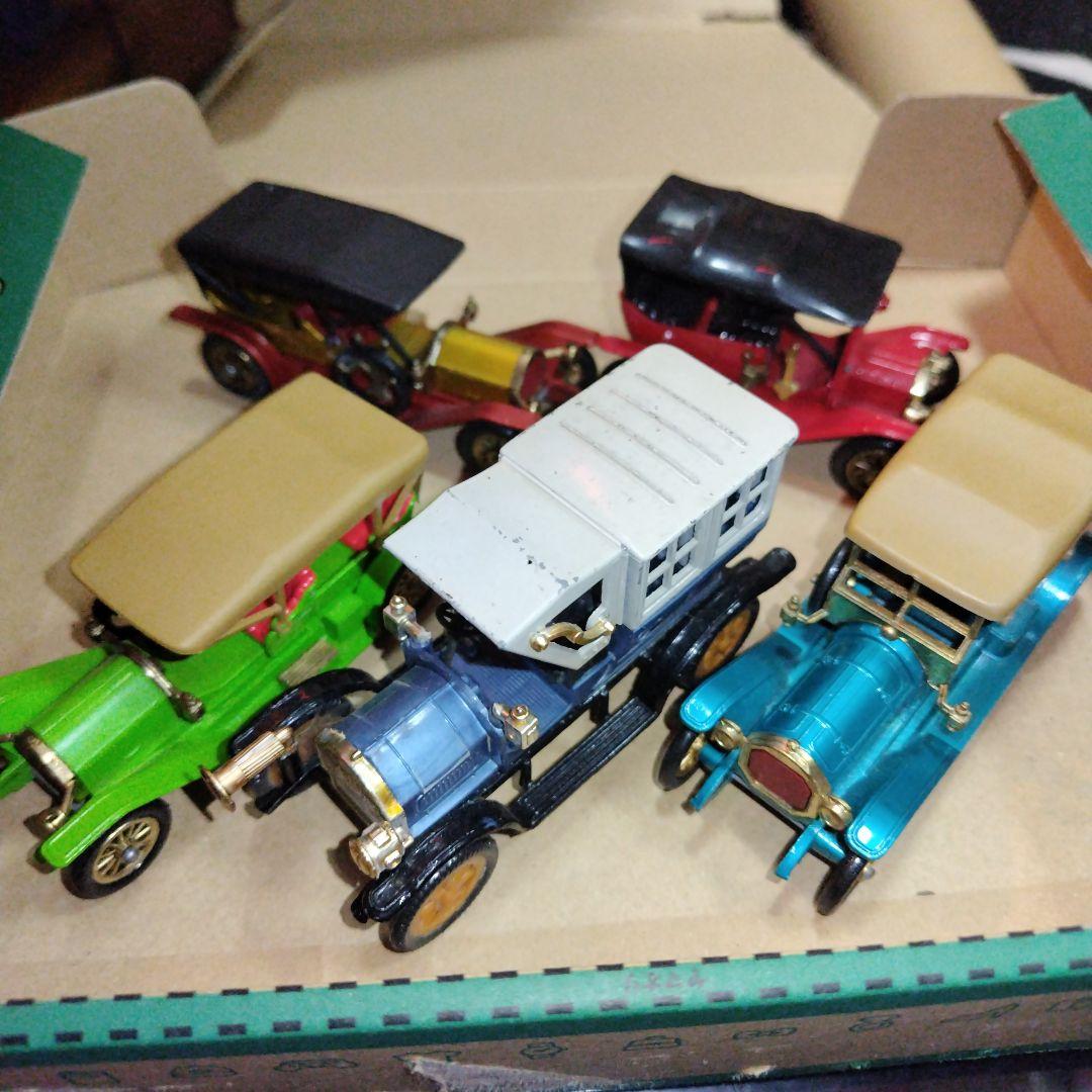 たぴろうさん専用です‼️★商品Ｎｏ.３６６６★クラシックカー好き必見☆オマケ付 チョロQ zero Z-83c フェラーリ 365 GTB4 コンペティツィオーネ (黒