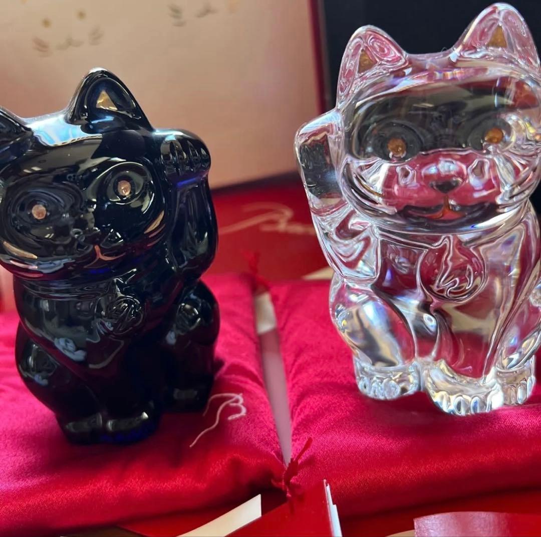 Baccarat 招き猫 黒と透明 置物 2セット！ - メルカリ