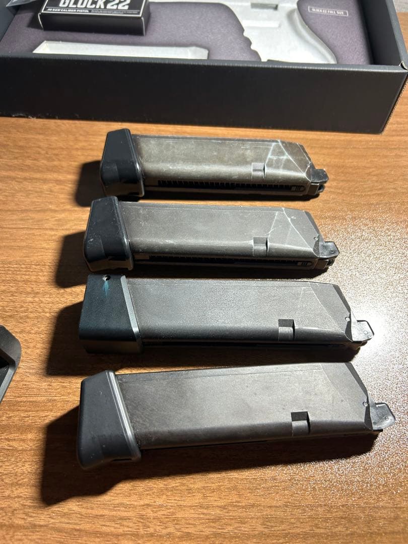 東京マルイ GLOCK 22 ガスガン TTI風カスタム マガジン✖️4本 - メルカリ