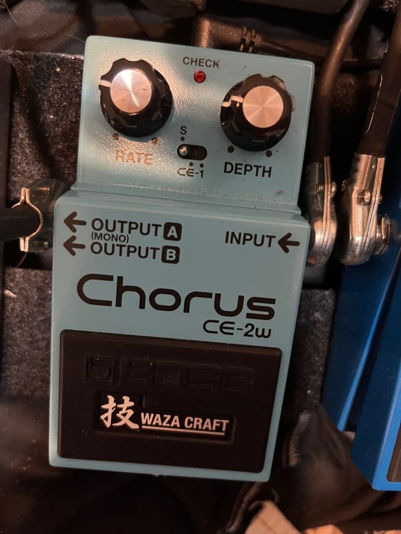 ギター BOSS Chorus CE-2w WAZA CRAFT Amazon.com: BOSS CE-2W Chorus | Premium Waza Craft Guitar Effect