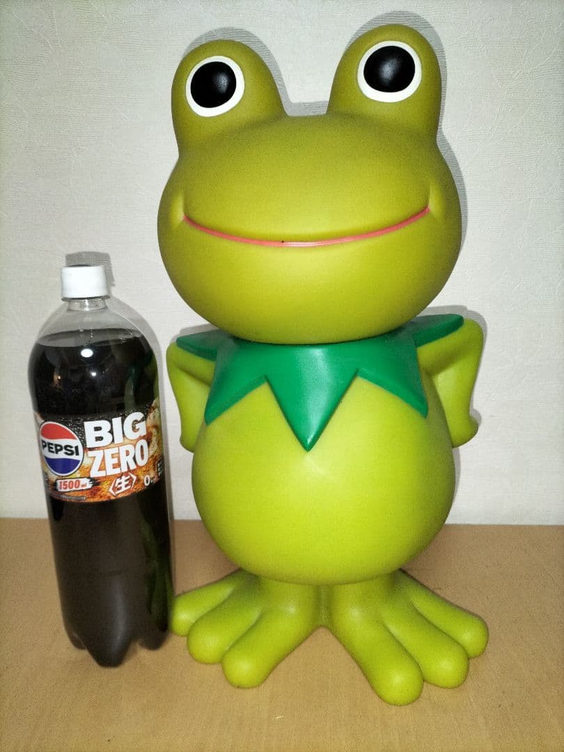 ガーコ ケロタン 巨大貯金箱 - メルカリ