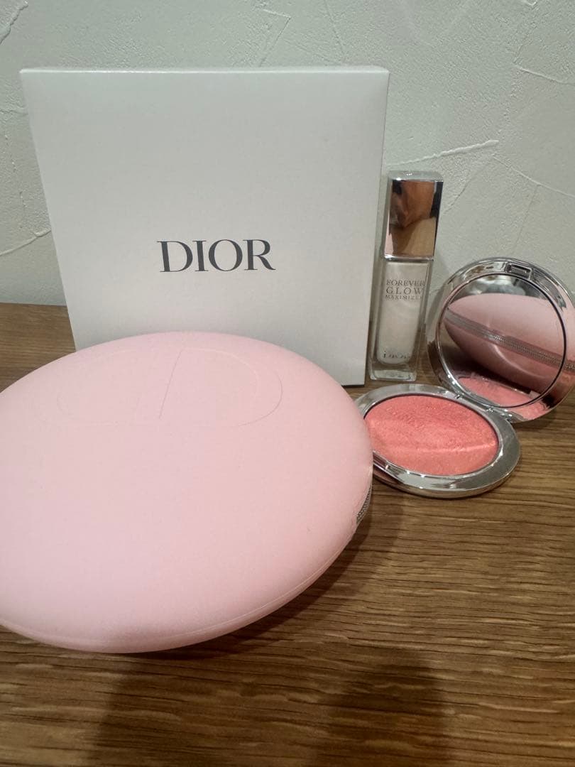 Dior チークセット New Dior product] A hot topic even before its release ♡ A