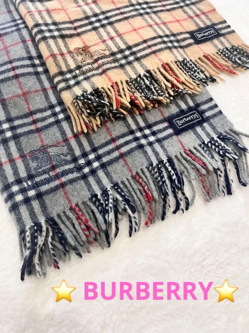 ⭐️超美品⭐️バーバリー　ひざ掛け　ブランケット　ベージュ　グレー　2枚セット ⭐️超美品⭐️バーバリー ひざ掛け ブランケット ベージュ グレー 2枚