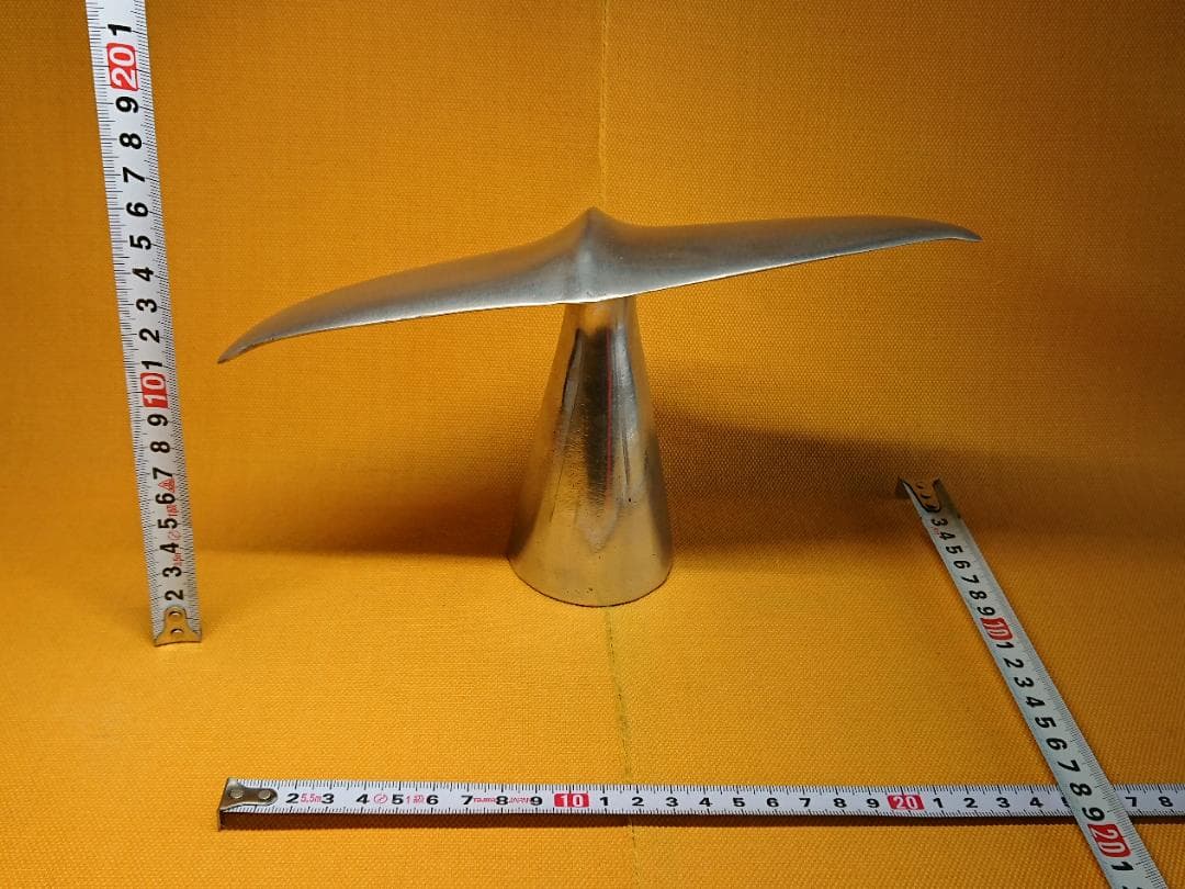 美品】ビンテージ 鯨 金属 置物 インテリア 工芸品 美術品 A2509
