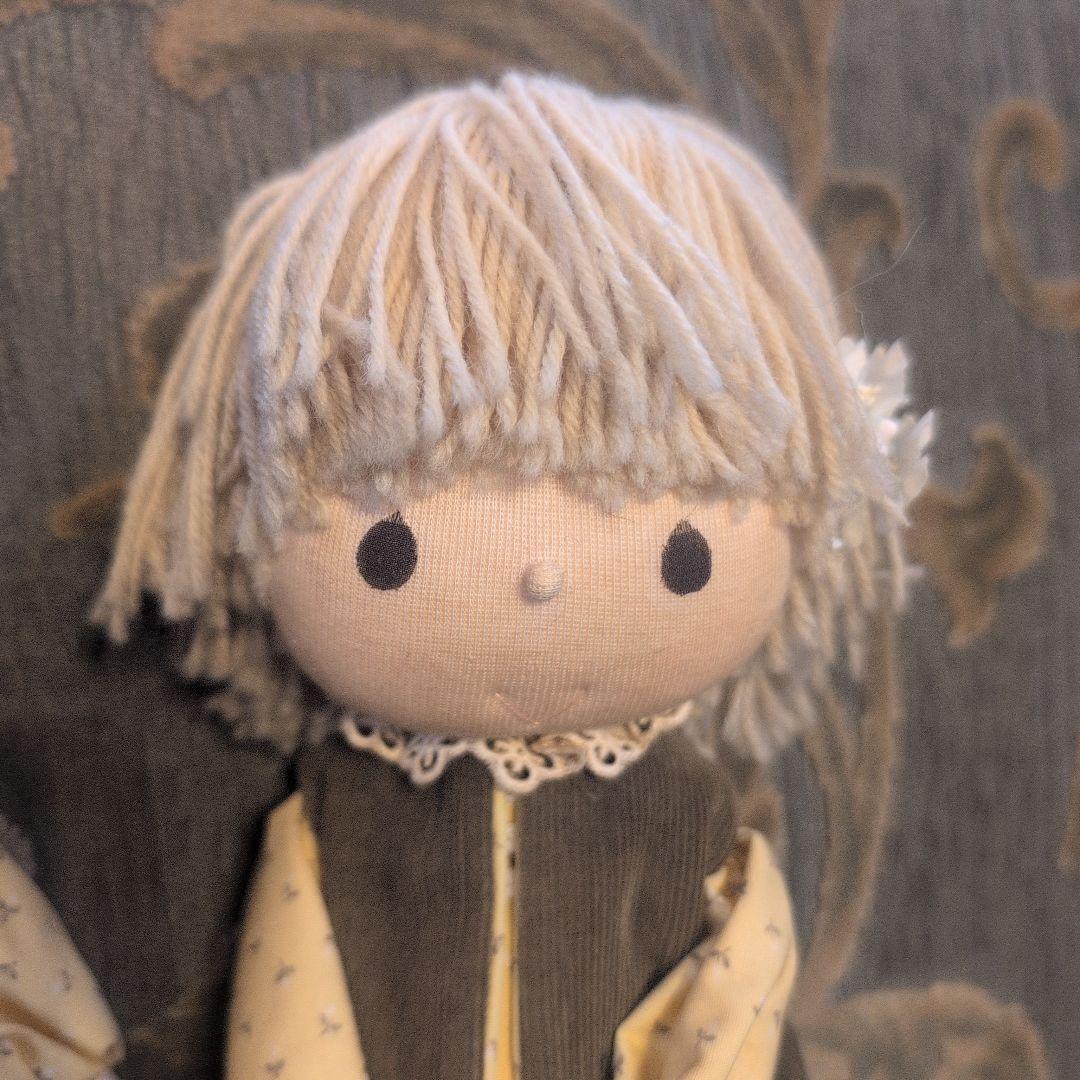 米山京子先生の教室で作りました。可愛らしいミモザの姉妹人形 - メルカリ