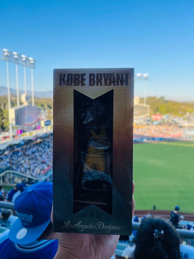 Kobe Bryant Bobblehead X Dodgers - メルカリ