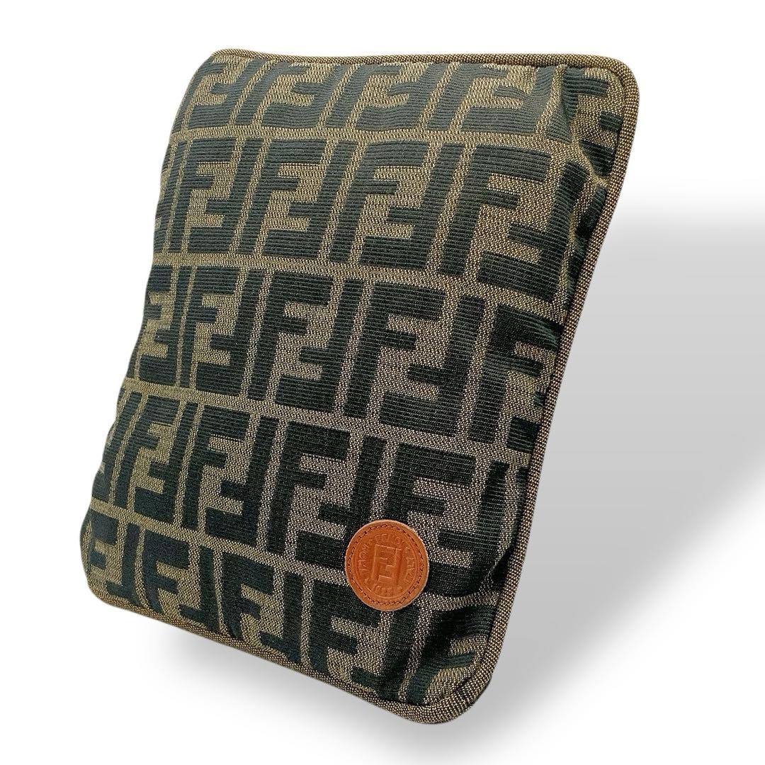 美品✨FENDI フェンディ　ミニクッション　ズッカ　総柄　ブラウン　激レア FENDI(フェンディ) Zucca pattern mini one shoulder bag ズッカ柄