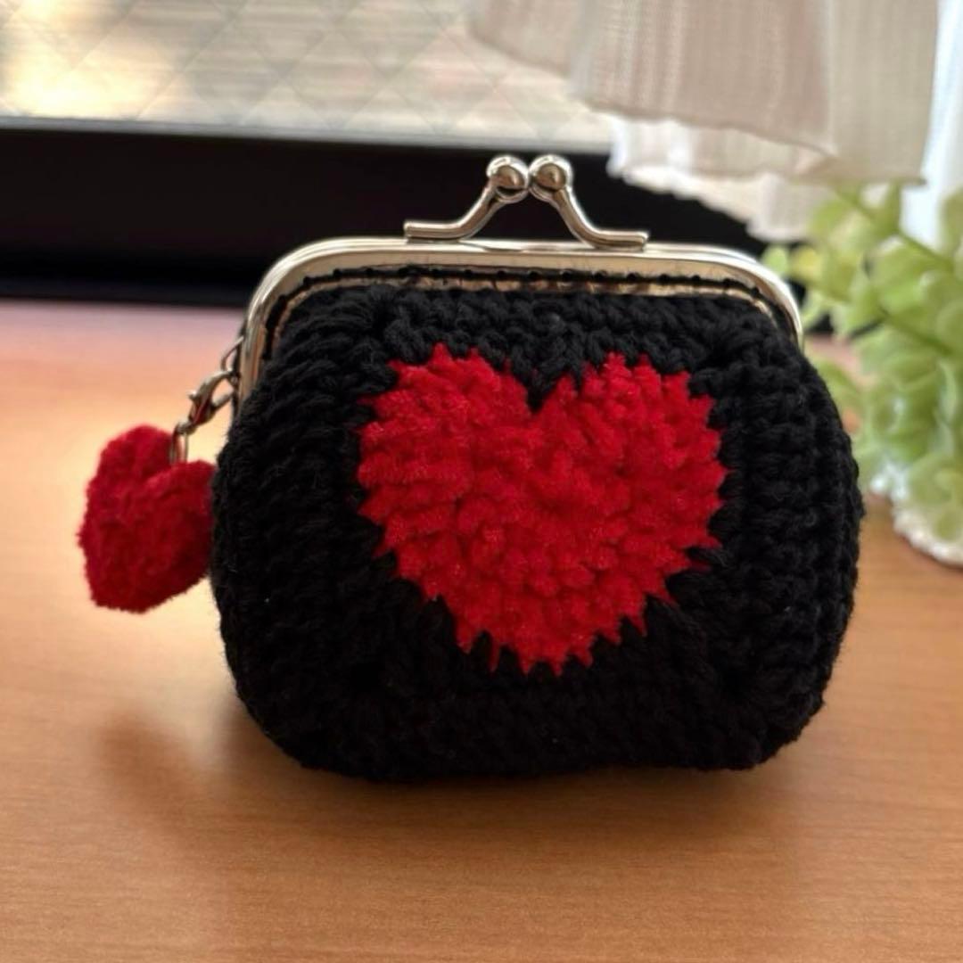 ハンドメイド かぎ編みがま口ポーチグラニースクエア モチーフ編み