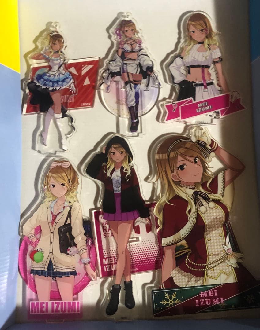 シャニマス　ストレイライト　和泉愛依　まとめ売り　アクリルスタンド　缶バッジ シャニマス ストレイライト 和泉愛依 まとめ売り アクリルスタンド 缶
