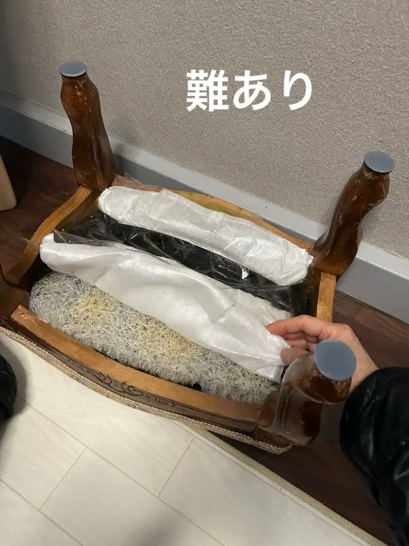 天使の刺繍付き椅子とオットマンセットイタリア家具 - メルカリ