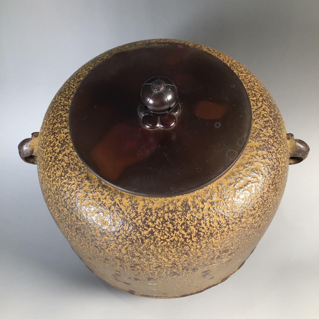 M176 茶釜 『釜師 加藤恵造作』『茄子耳』『素文』『棗釜』 共箱