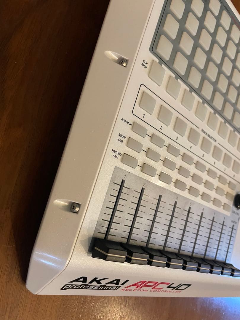 限定色AKAI APC40 SE SPECIAL EDITION アカイ - メルカリ
