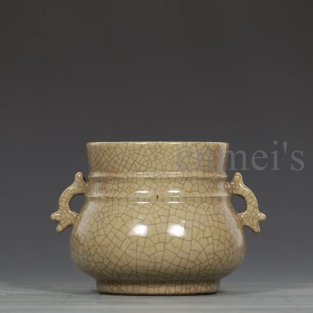 中国古美術・清哥窯款・米黄釉双耳香炉・木箱付・文房具・陶磁器・置物