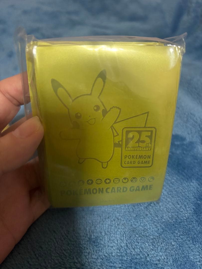 ポケモンカード 25周年 ゴールデンボックス デッキシールド スリーブ 4