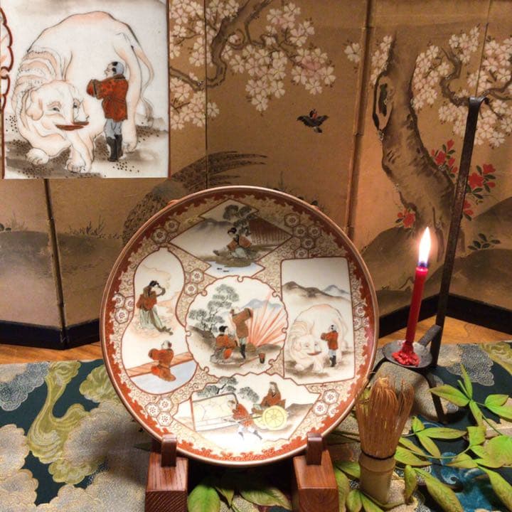 A　346 九谷焼　赤絵金彩　窓絵　白象紋様　飾皿　　1枚 九谷焼赤絵細描（あかえさいびょう） | 日本ヴォーグ社