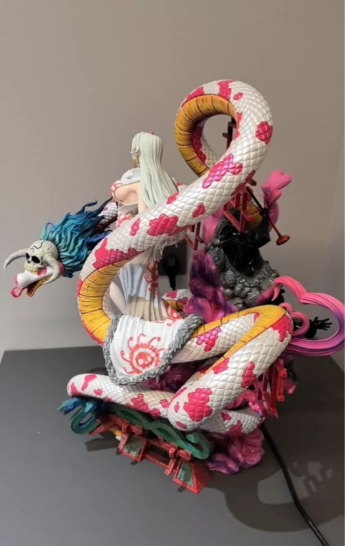 ワンピース ボア・ハンコック ガレージキット フィギュア 完成品