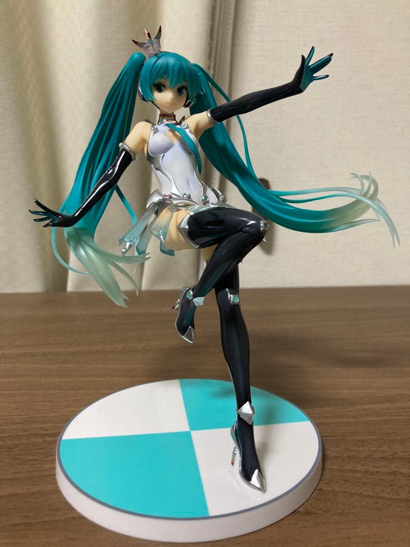 レーシングミク 2013 ver 】1/8 初音ミク 完成品 フィギュア - メルカリ
