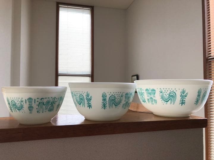オールドパイレックス バタープリント ボウル3点セット Pyrex - パイレックス アーミッシュ ボウル3個セットの通販 by
