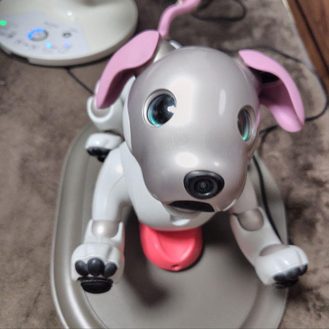 ソニー aibo アイボ ERS-1000 耳＆しっぽ サクラ ゴールド 首輪 - メルカリ