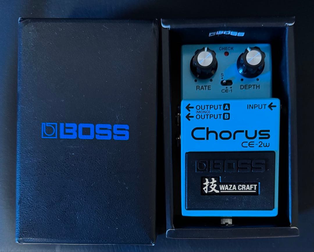 BOSS CE-2W コーラス CE-2W_main.jpg
