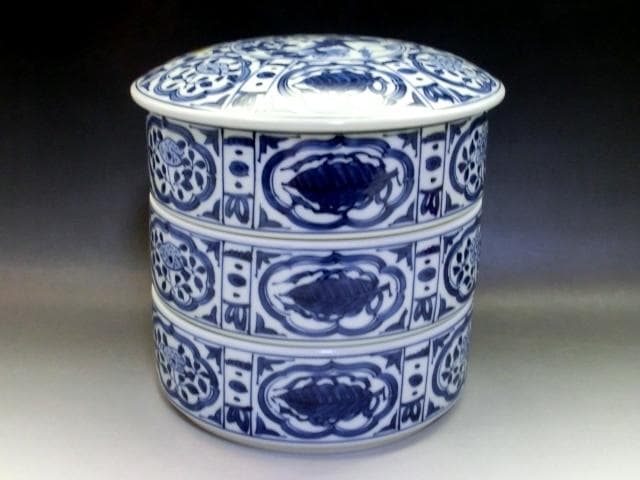 鉢□平安【陶峰造】染付古代紋三段重鉢 手描き 花