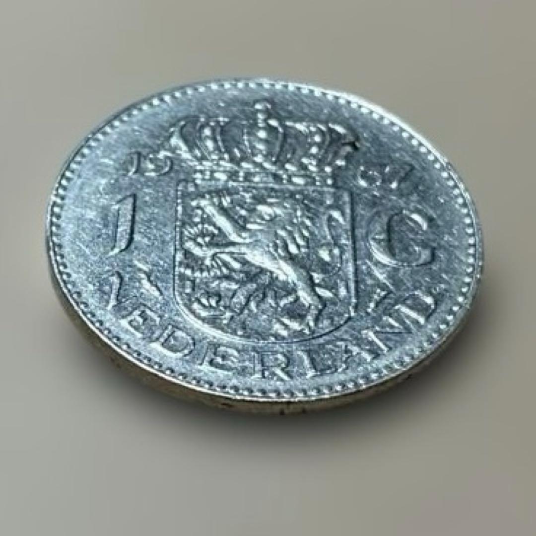 た*し様 1967年オランダの1ギルダー銀貨 - メルカリ