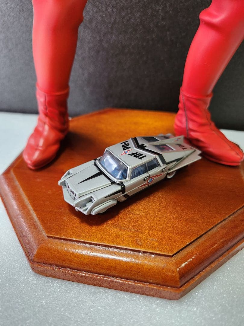 【究極のプロ完成品No21】圓句昭浩原型　ウルトラセブン　レジン　ポインター付属