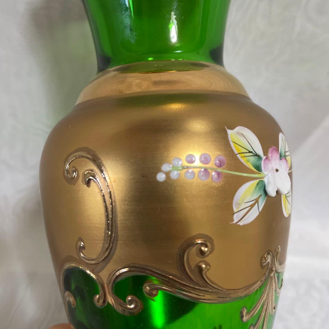 ベネチアングラス 花瓶 ハイエナメル 金彩 立体 グリーン 浮き彫り花
