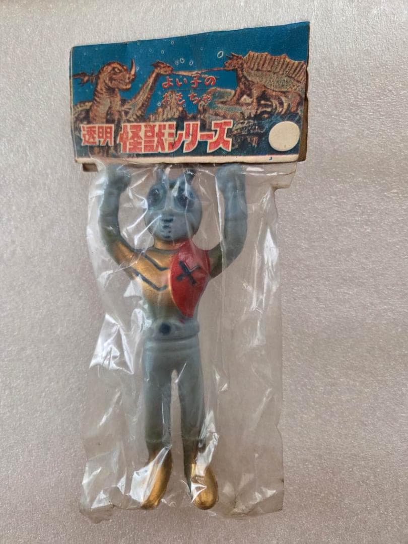 t*o様 激レア　未開封　仮面ライダーソフビ　パチ　無版権 Yahoo!オークション - 仮面ライダー パチ ソフビ 当時物 無版権 昭和レ