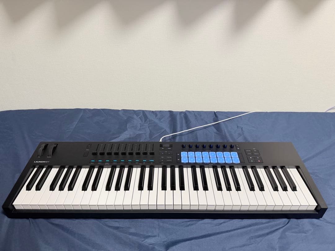 【美品】Novation Launchkey61 MK4 Launchkey 61 MK4 | Novation
