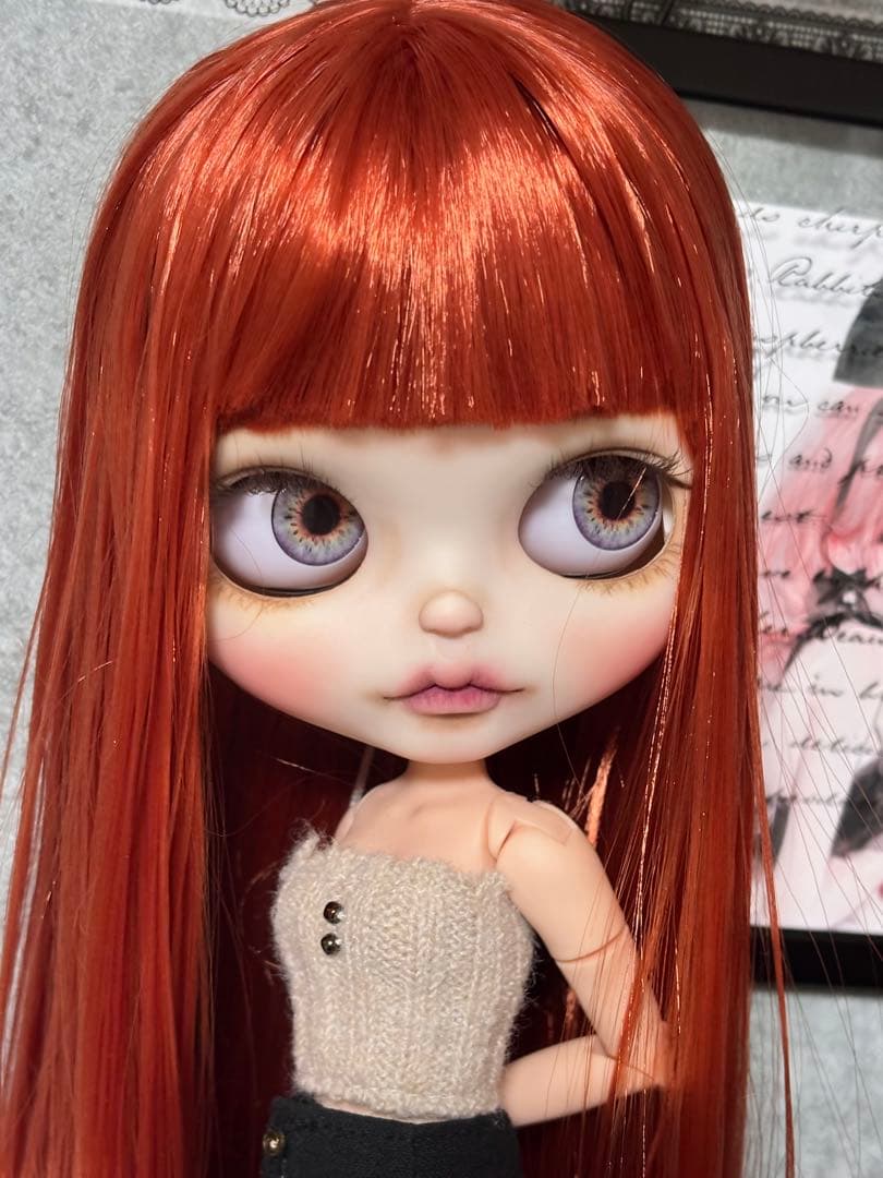 カスタムアイシードール ネオサイズ 白肌 赤茶サラサラストレート