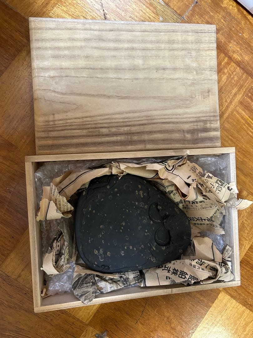 希少品】清時代 中国古美術 文房具 古歙州金星龍頭硯 - メルカリ