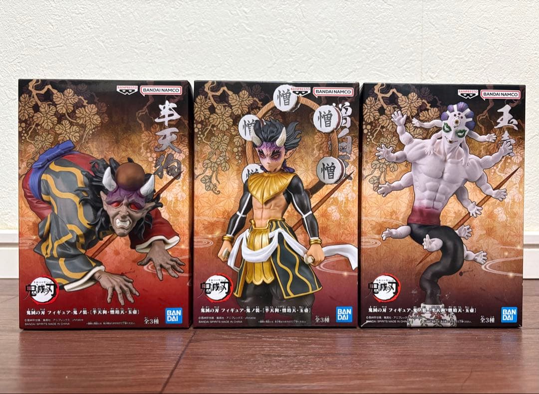 【新品】鬼滅の刃 半天狗＆僧珀天＆玉壺 フィギュア3体セット Amazon.co.jp: 鬼滅*の刃 フィギュア 鬼ノ装 半天狗・憎珀天・玉壺 全3